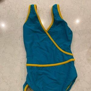 five dancewear leo